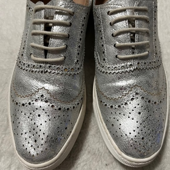 Steven by Steve Madden Allister Metallic Silver Lace Up Sneakers Size 9.5M - Picture 3 of 12